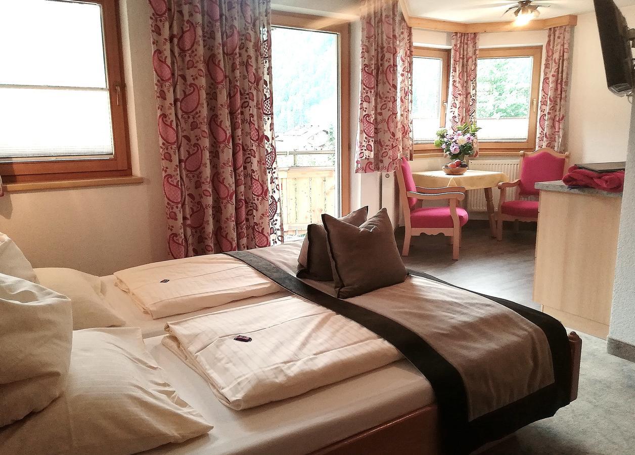 Aparthotel Apart Austria Mayrhofen Zewnętrze zdjęcie