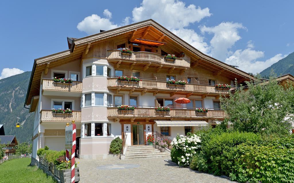 Aparthotel Apart Austria Mayrhofen Zewnętrze zdjęcie